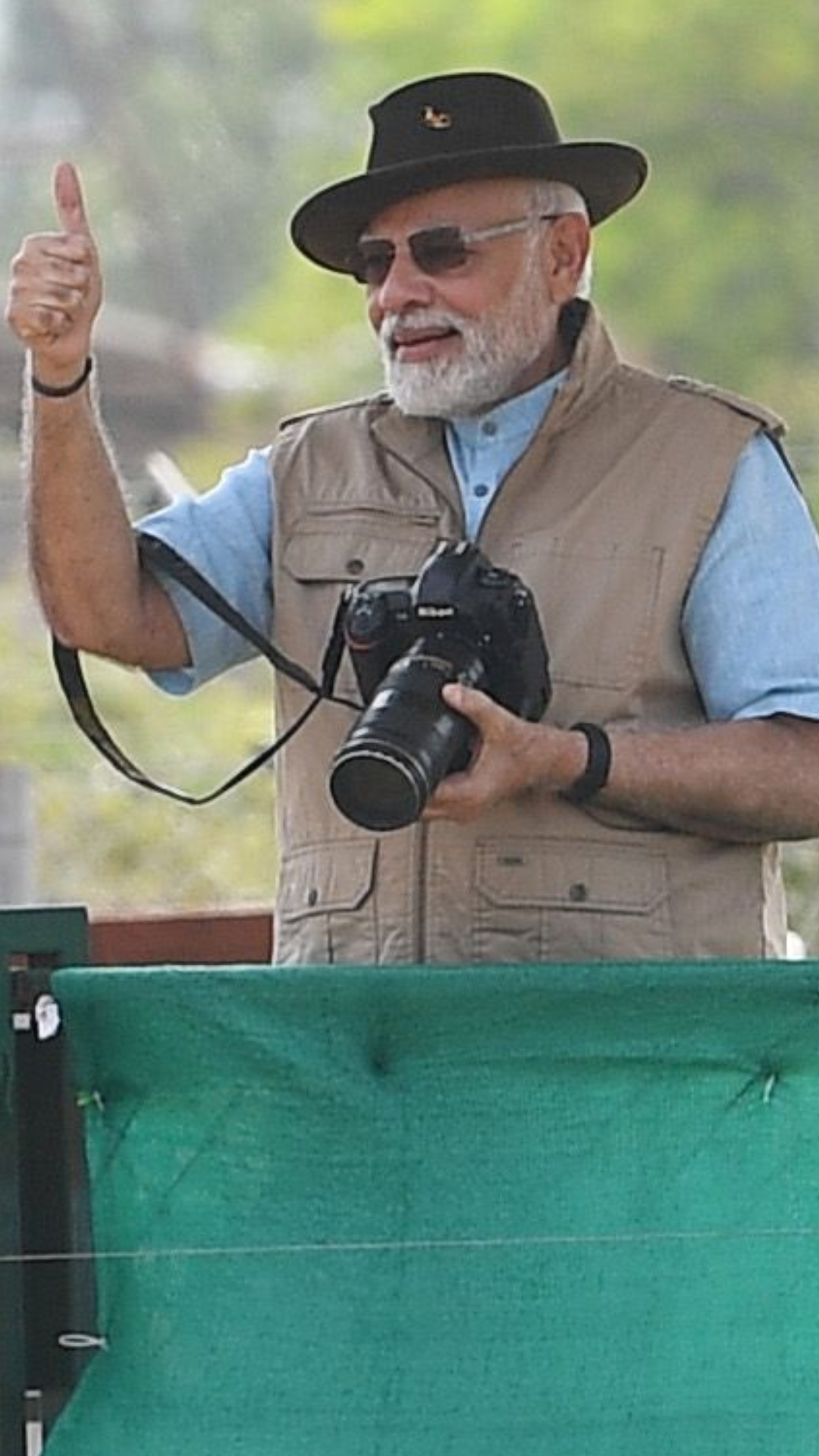 On his 72nd birthday, PM Narendra Modi was seen wearing a blue kurta pyjama that he paired with black shades and black shoes. While releasing the cheetahs, he carried an adventure gilet sleeveless Jacket and a hat to complement his adventurous look.