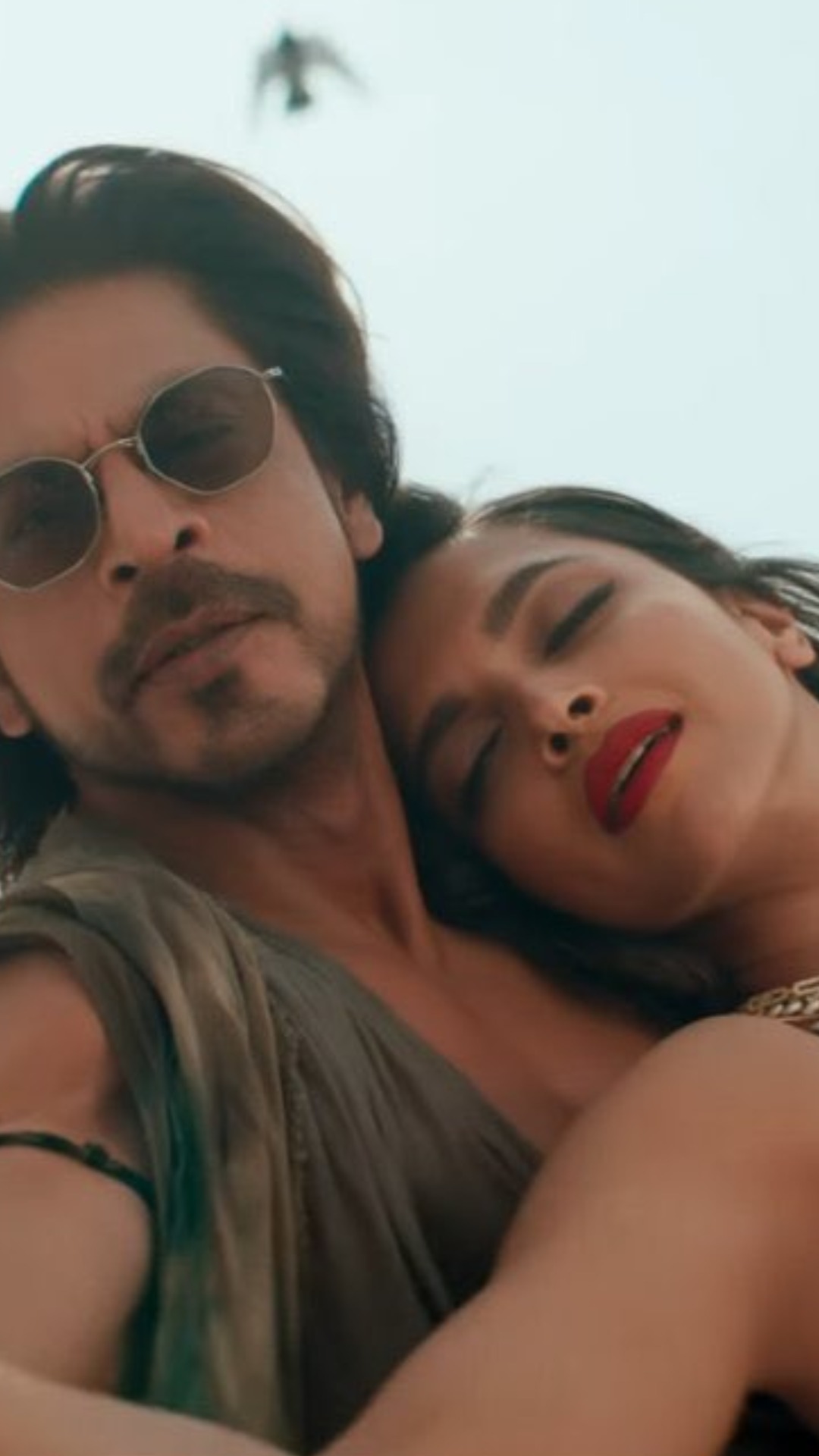 The second song from Pathaan is here. Titled Jhoome Jo Pathaan, the sizzling number features Shah Rukh Khan and Deepika Padukone in their hottest avatar.