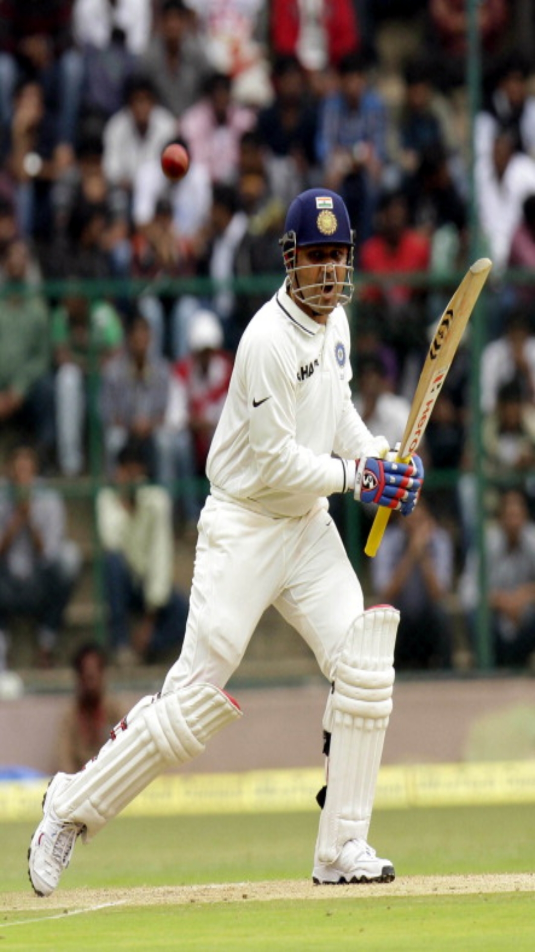 Top 5 players to score most runs in an over in history of Test match