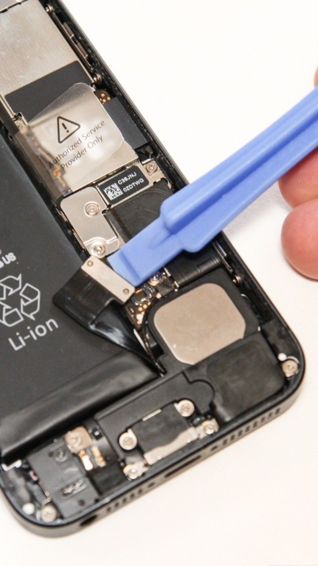 Why do smartphones have a non-removal battery these days? Here are