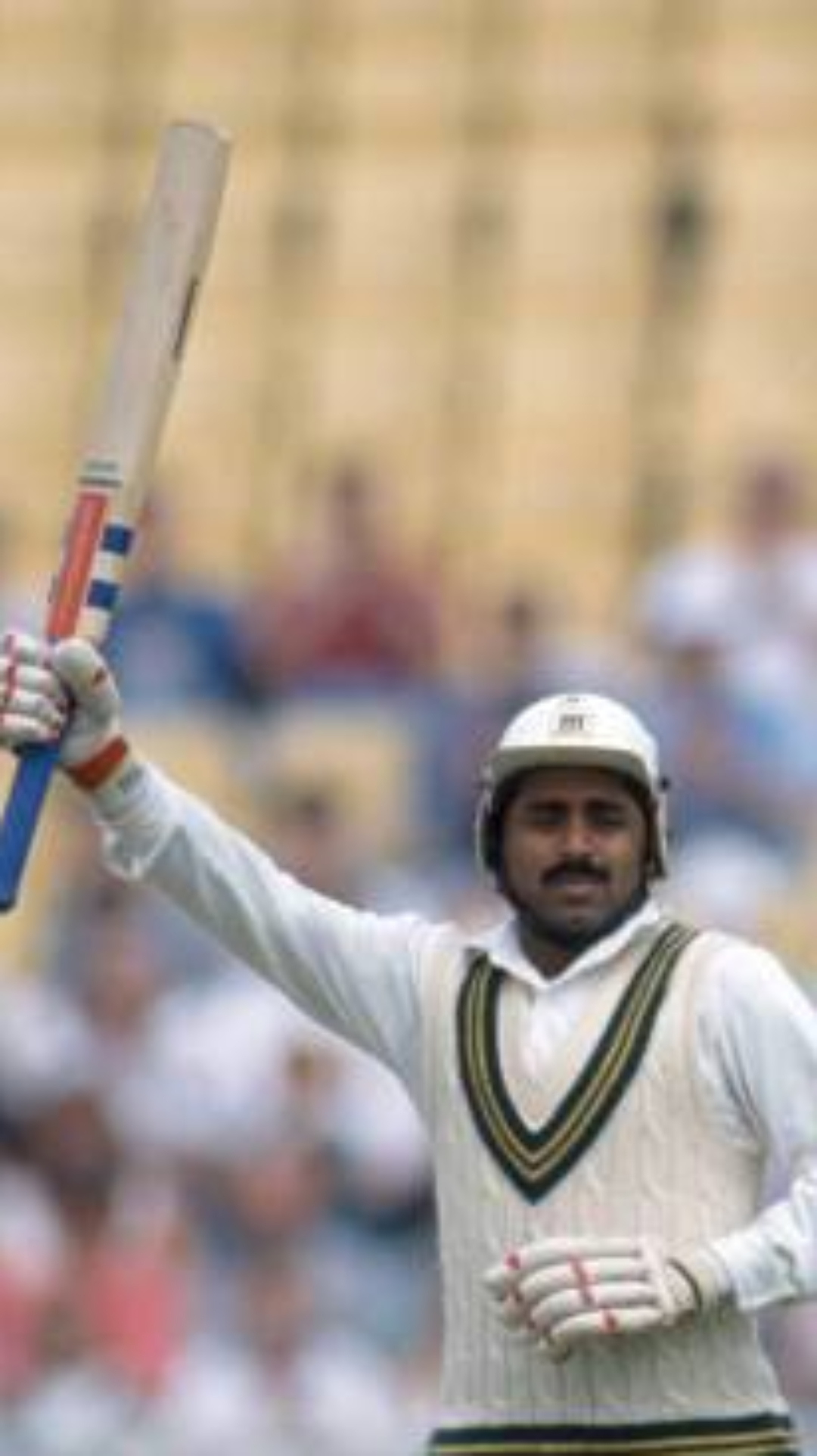7. Javed Miandad - 284 innings