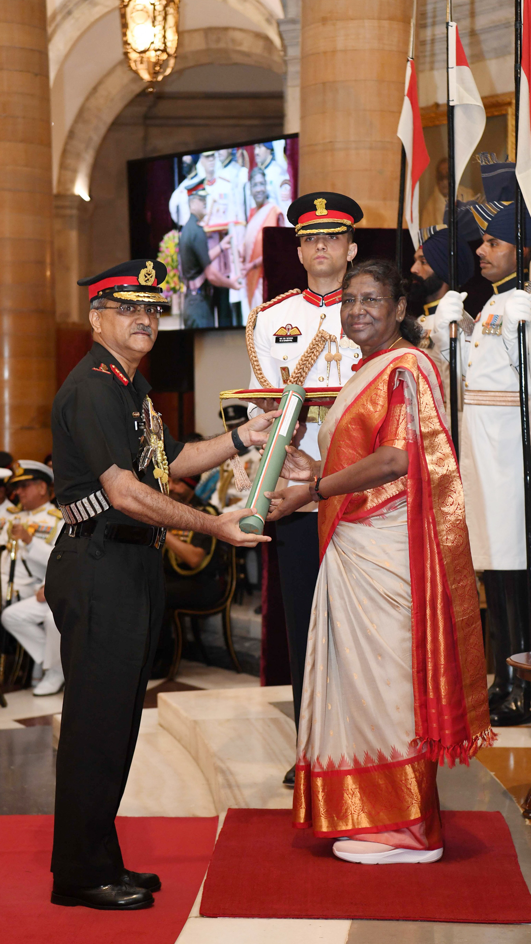 President Droupadi Murmu confers Ati Vishisht Seva Medal in Delhi
