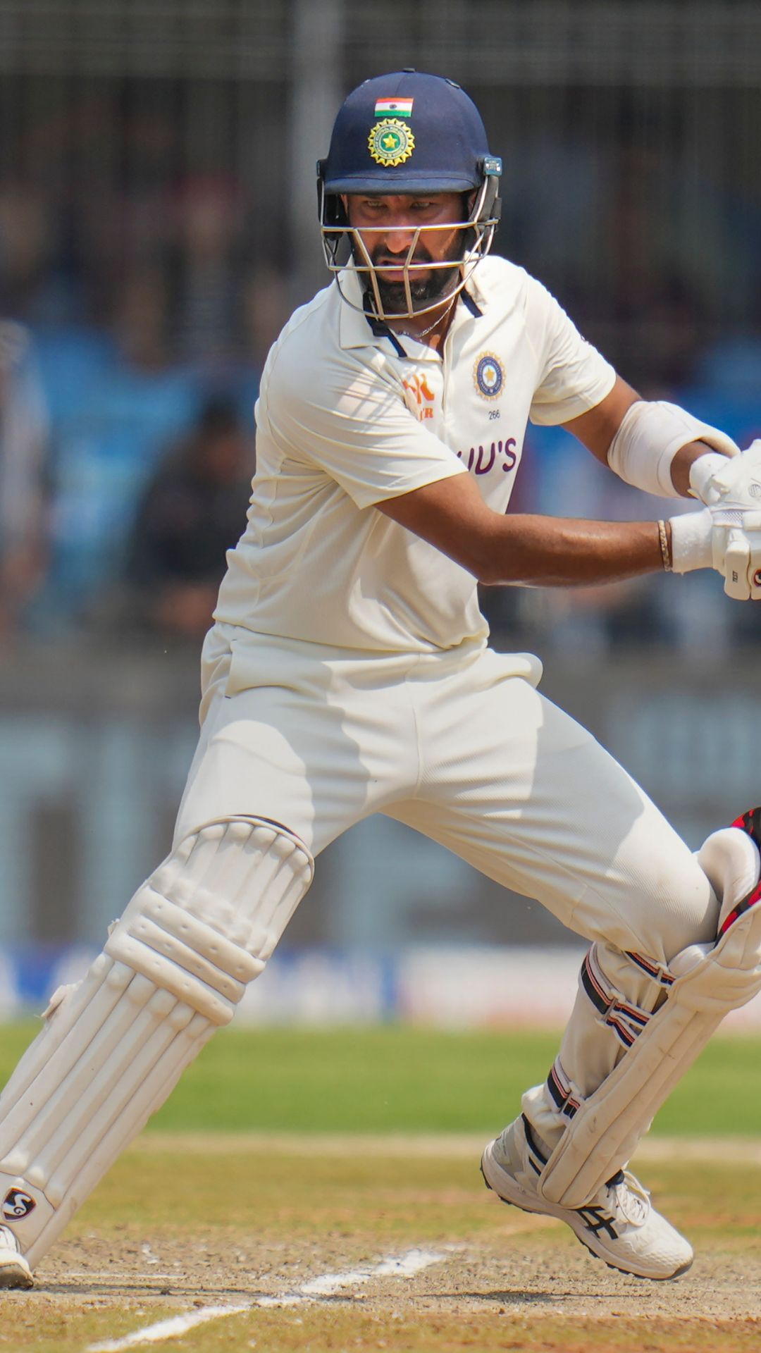 3. Cheteshwar Pujara - Tests - 102, Runs - 7154, Avg - 43.88