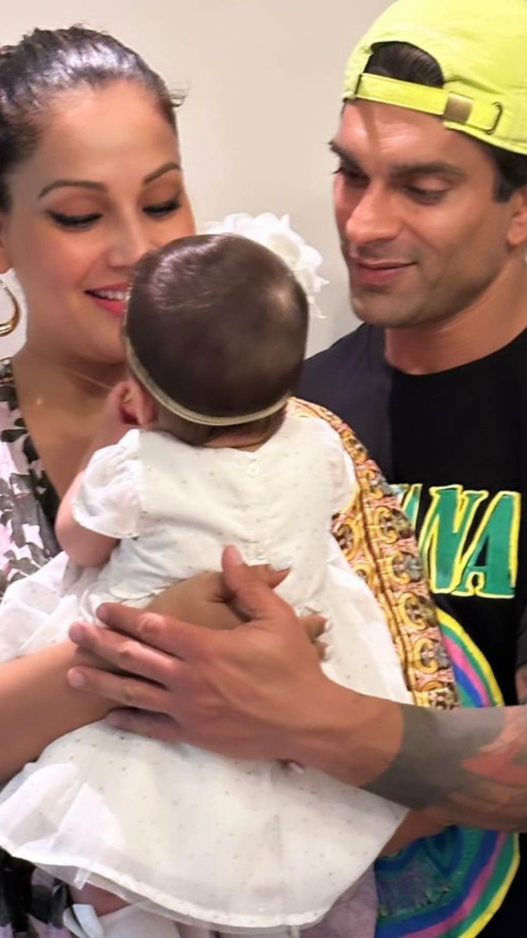 Bipasha Basu shares experience of daughter Devi's first holidays, calls it 'superhit'