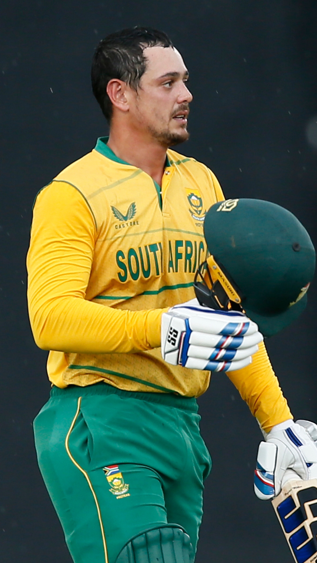 10. 6 - Quinton de Kock (308 matches)