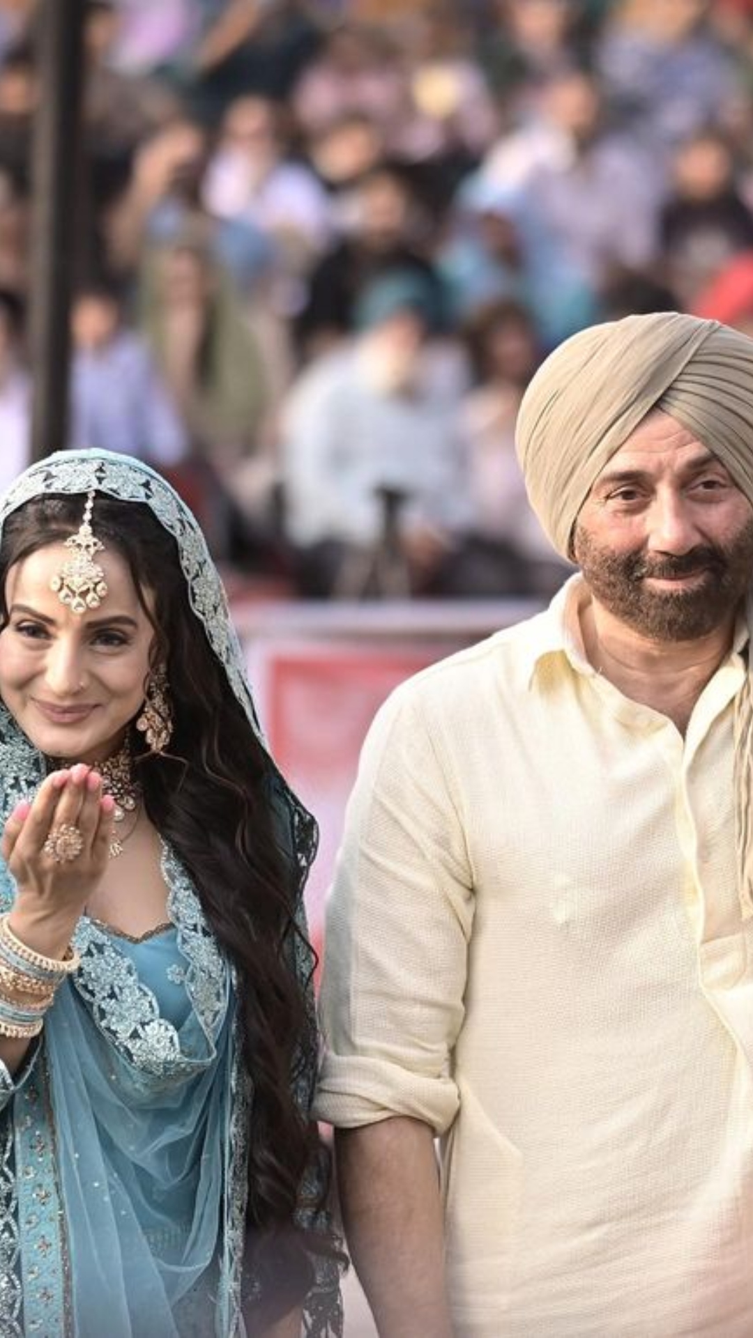 Sunny Deol's Gadar 2 becomes first Bollywood film to score over Rs 30 cr for 6 consecutive days; check box office report