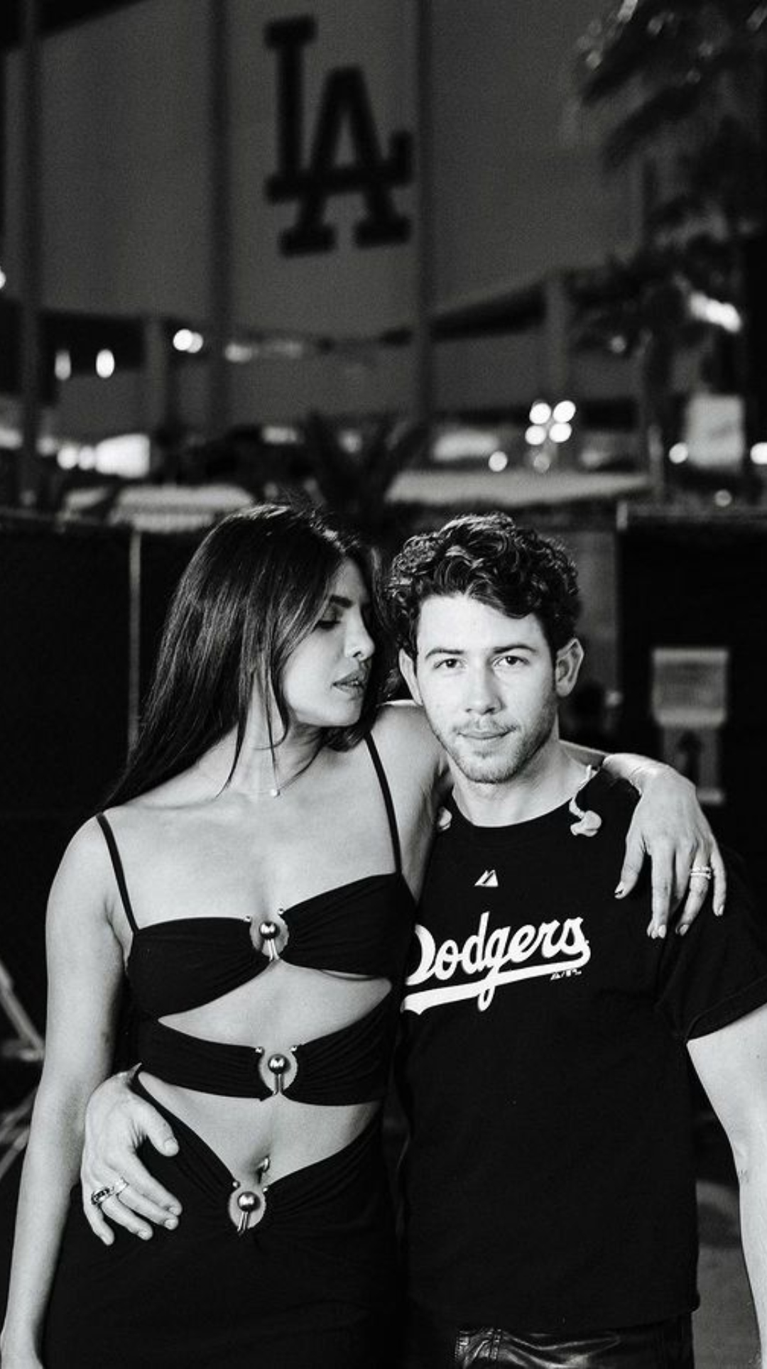 Priyanka Chopra shares photos from the Jonas Brothers concert