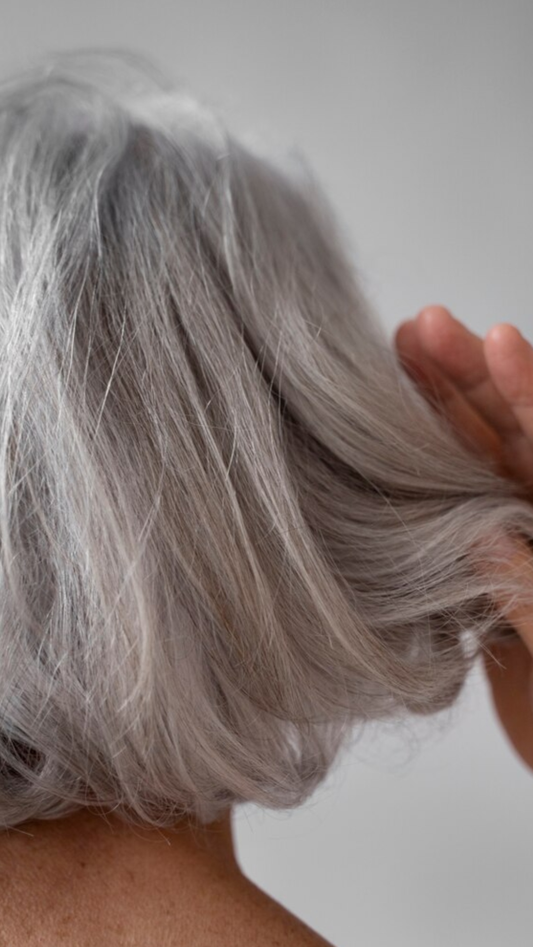 7 superfoods that can naturally turn grey hair into black