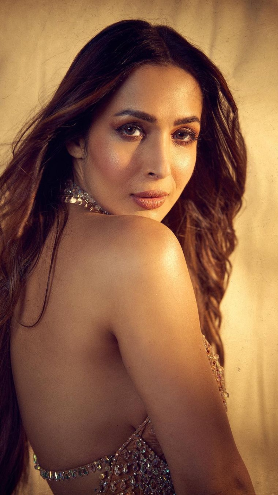 Malaika Arora shinning in gold