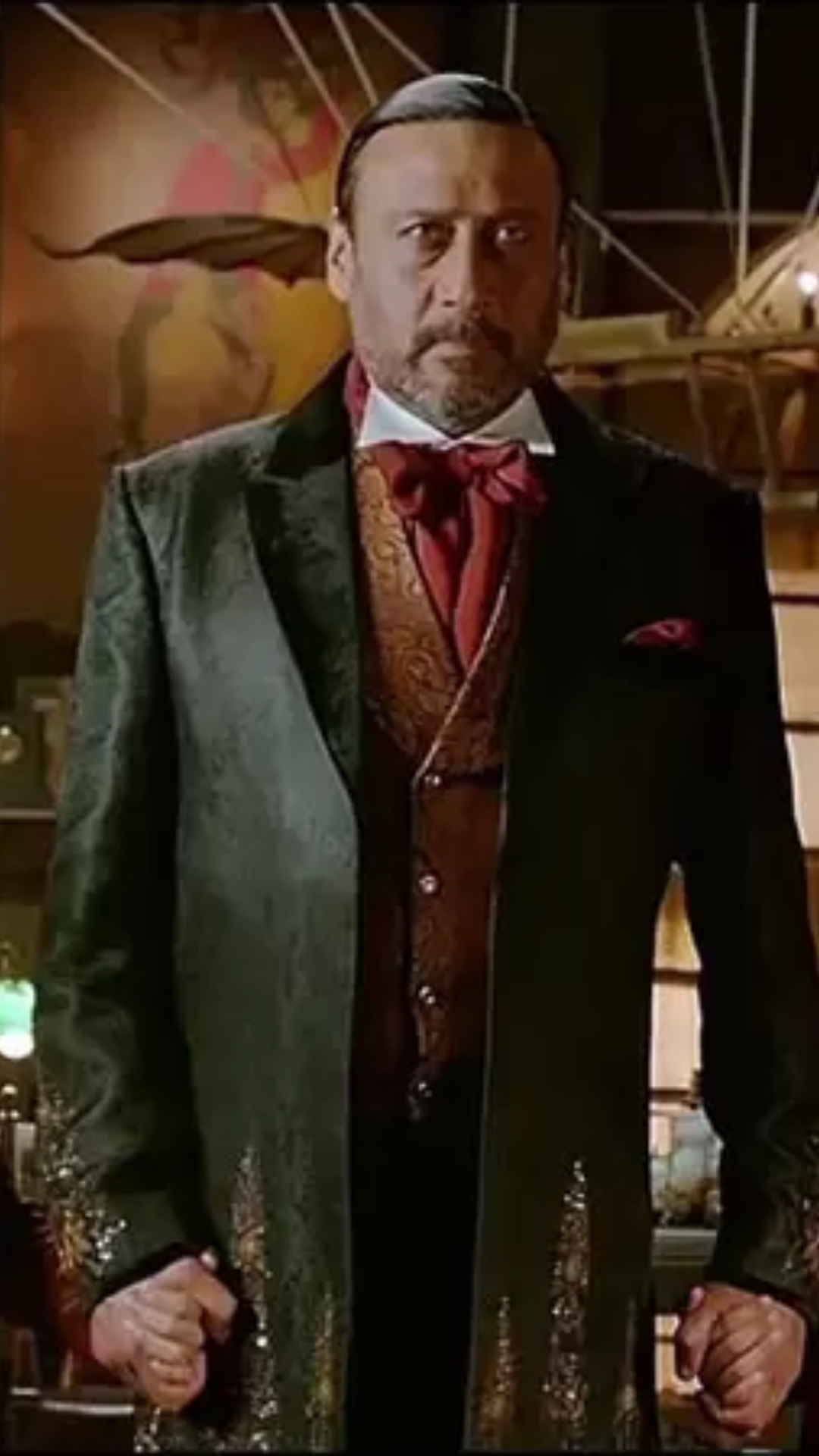 &quot;Haath na chhodna. Saath na chhodna.&quot; - Dhoom 3
