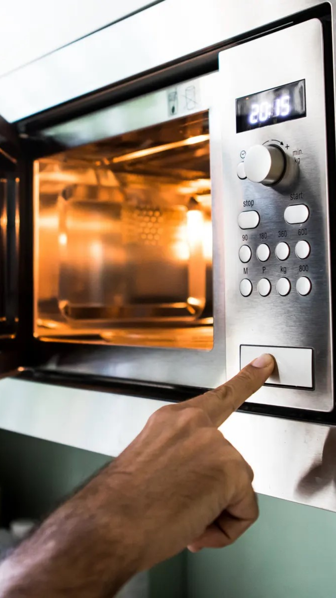 7 Food Items You Should Never Microwave