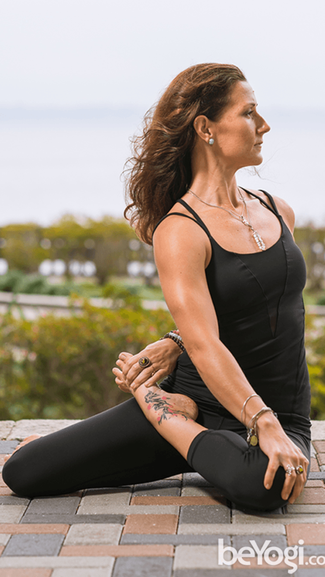 7 Yoga Poses To Improve Gut Health - News24
