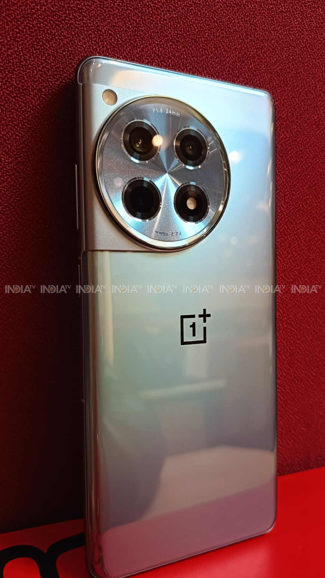 OnePlus 12R with 120Hz AMOLED display, Snapdragon 8 Gen 2 chipset