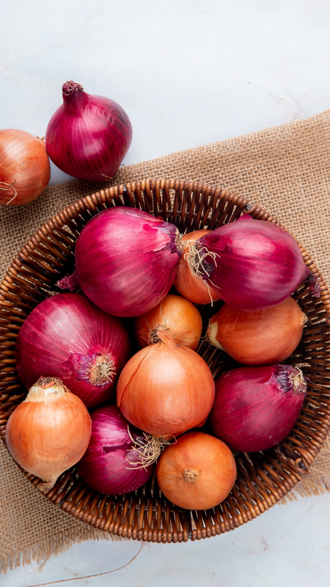 6 flavourful substitutes for onion to elevate your dishes