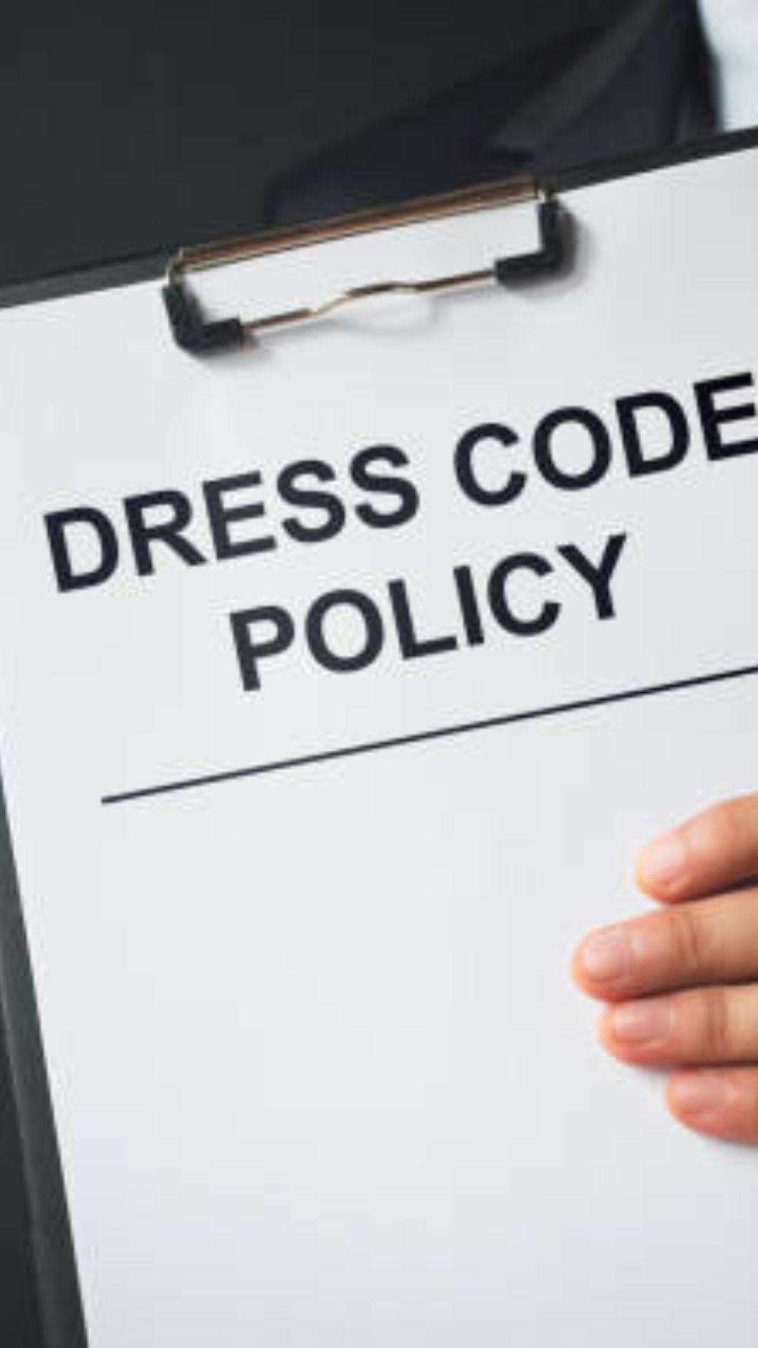 Is it allowed to wear jeans in IIT college? What are the rules regarding dress code?