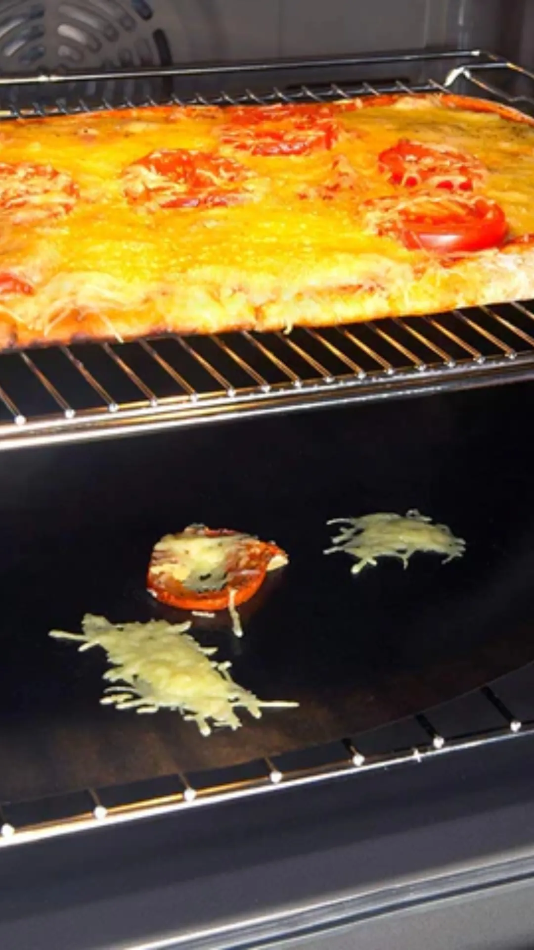 5 tips to prevent spills in your oven