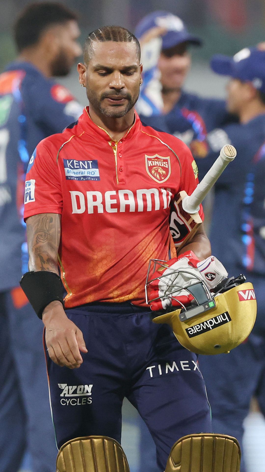 Most IPL runs in losing cause; Shikhar Dhawan goes past Warner