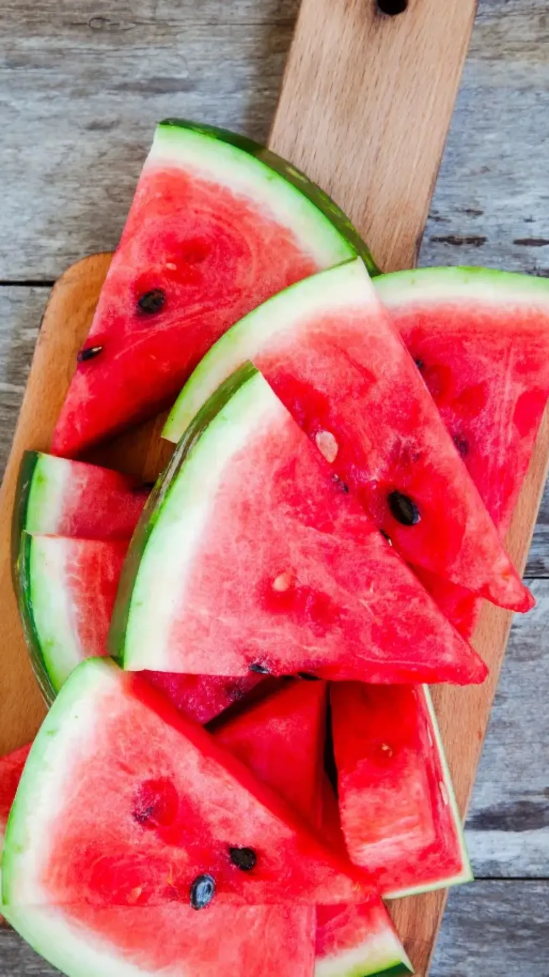 Heart Health Booster: The lycopene in watermelon is not just good for your skin; it&#039;s also beneficial for your heart. Studies suggest that lycopene may help lower cholesterol levels and reduce the risk of cardiovascular diseases.