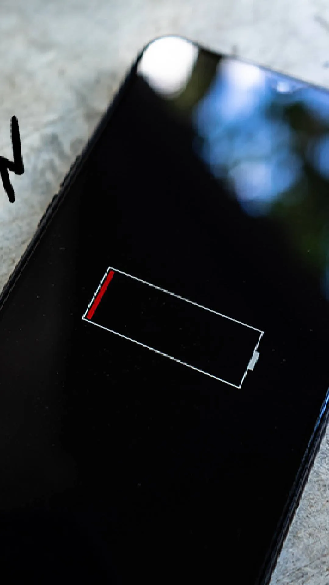 8 ways to extend iPhone battery backup to full day