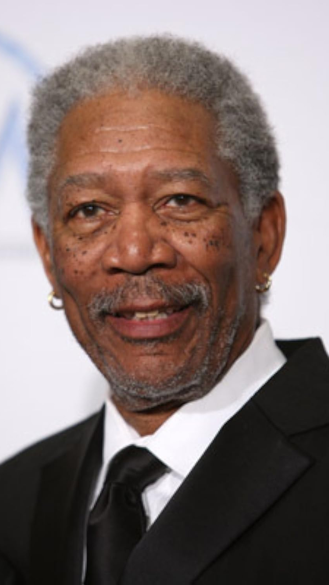 7 mind-blowing facts about Oscar-winning actor Morgan Freeman | Birthday Special 
