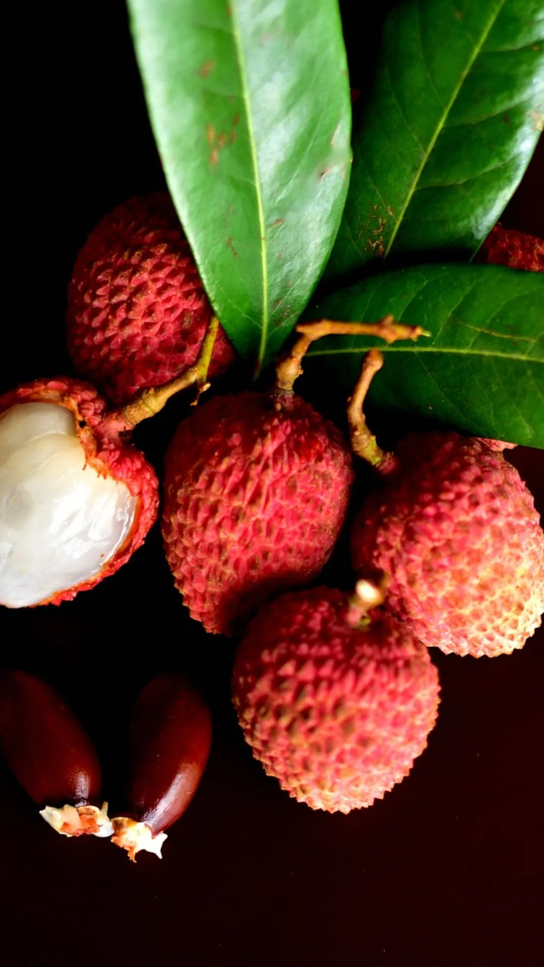 Lychee: 7 health benefits of the powerhouse summer fruit 