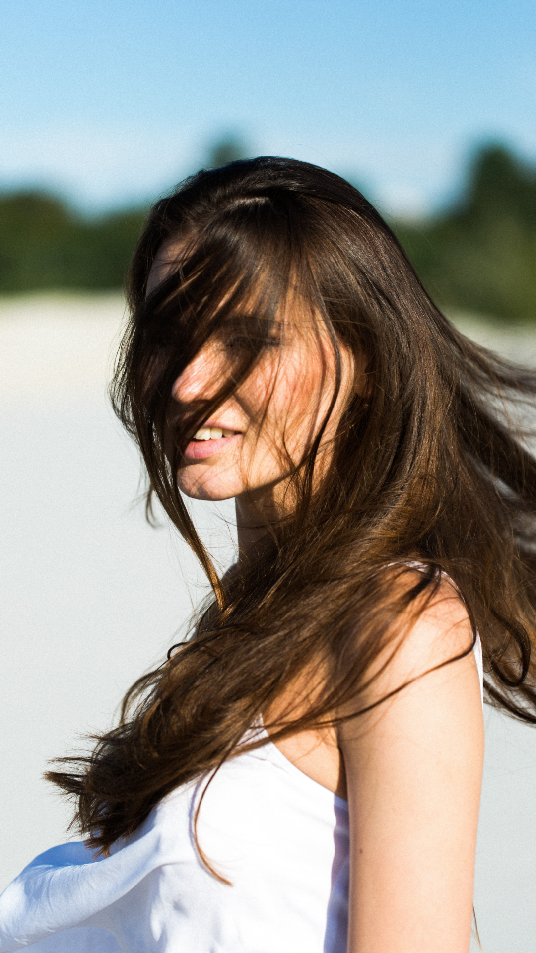 5 vital tips to maintain hydration in your hair during summers
