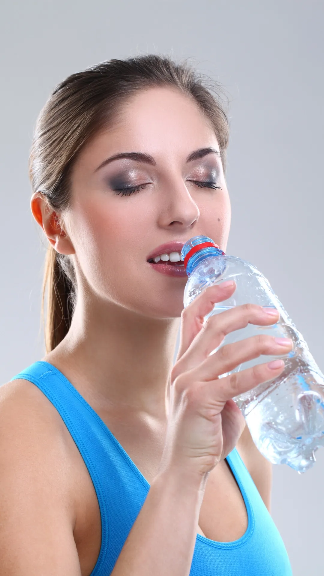 5 reasons to avoid drinking water from plastic bottles