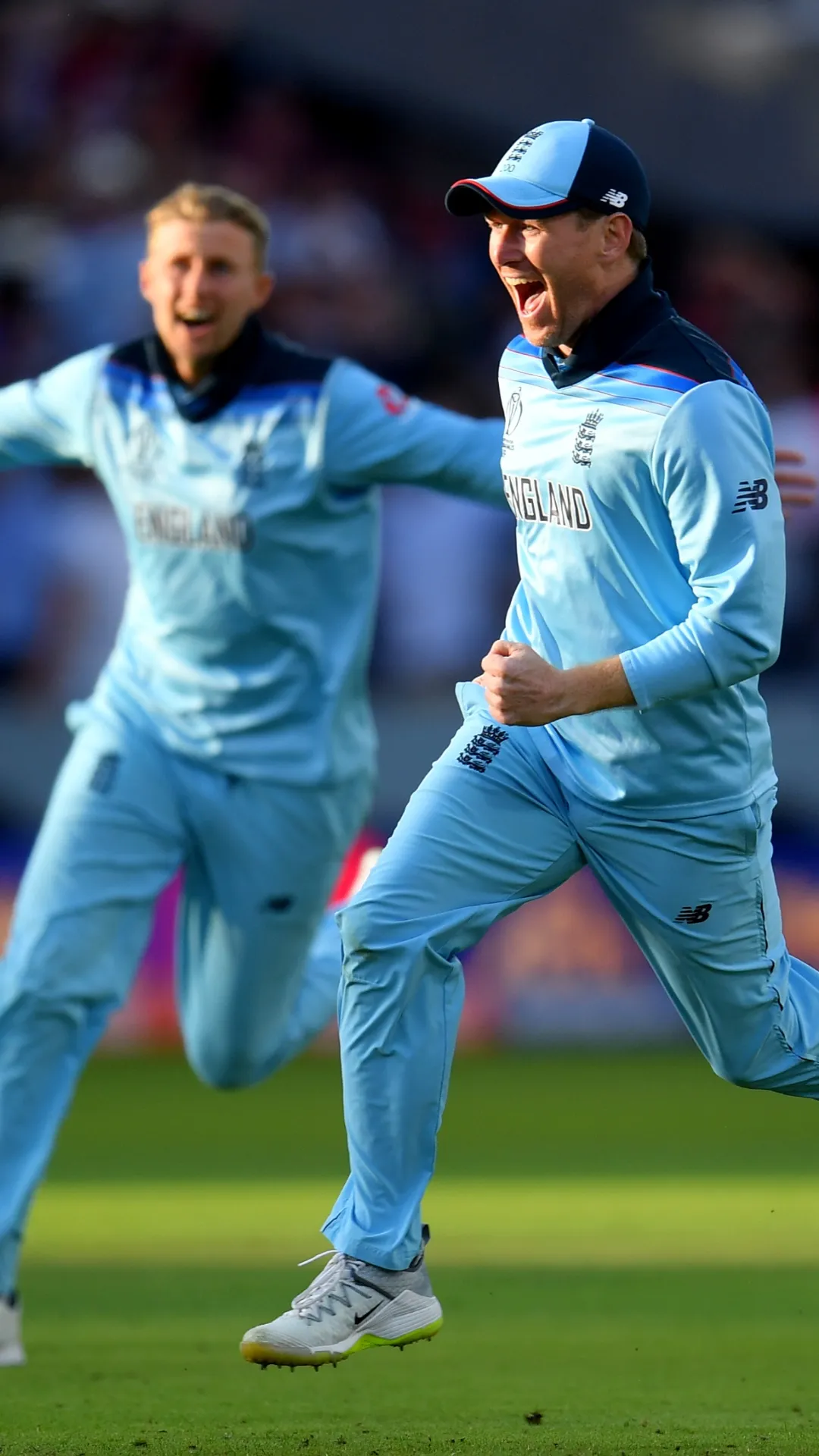 6 Players to score centuries for two different countries
