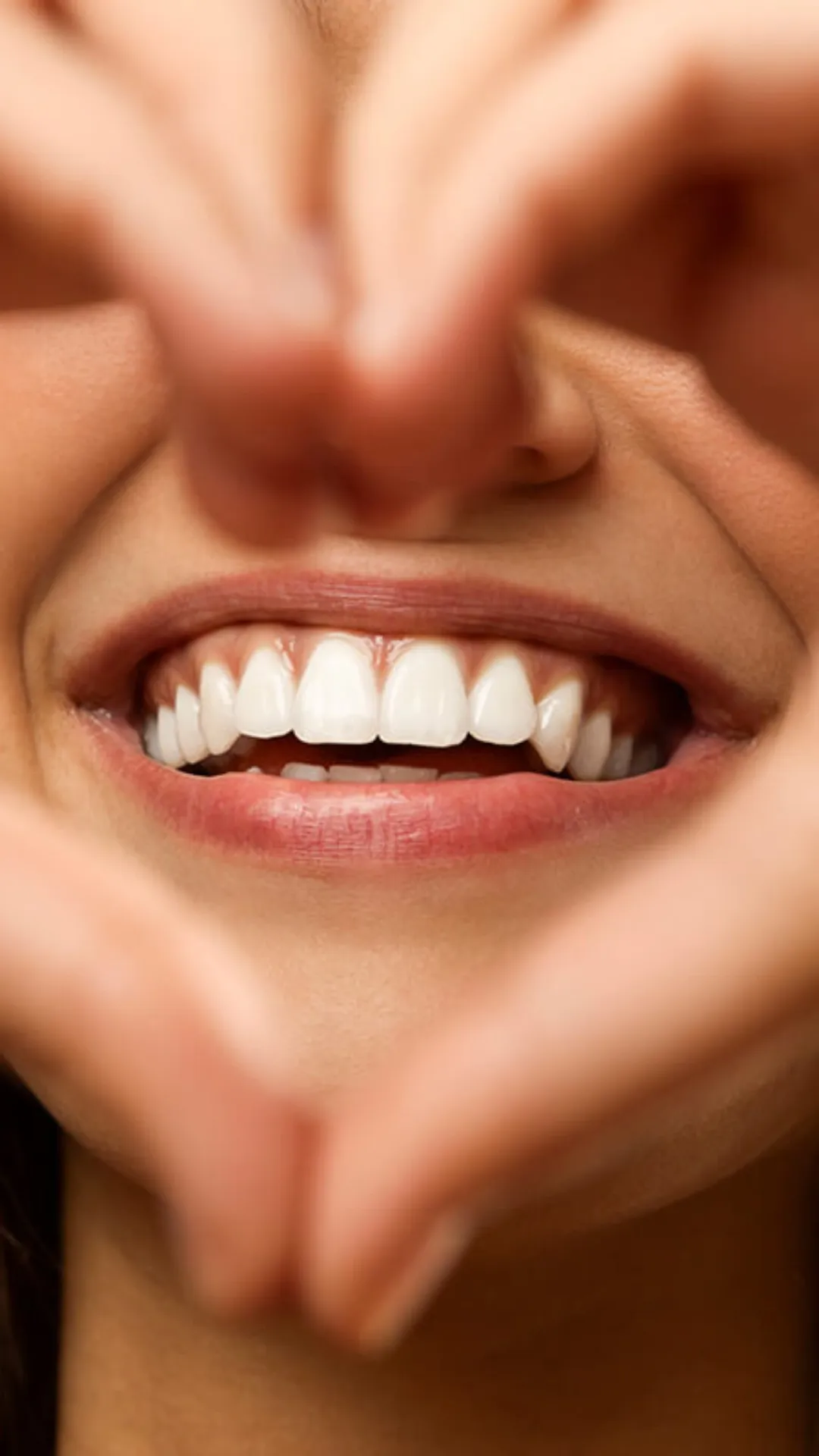 5 herbs that help whiten teeth