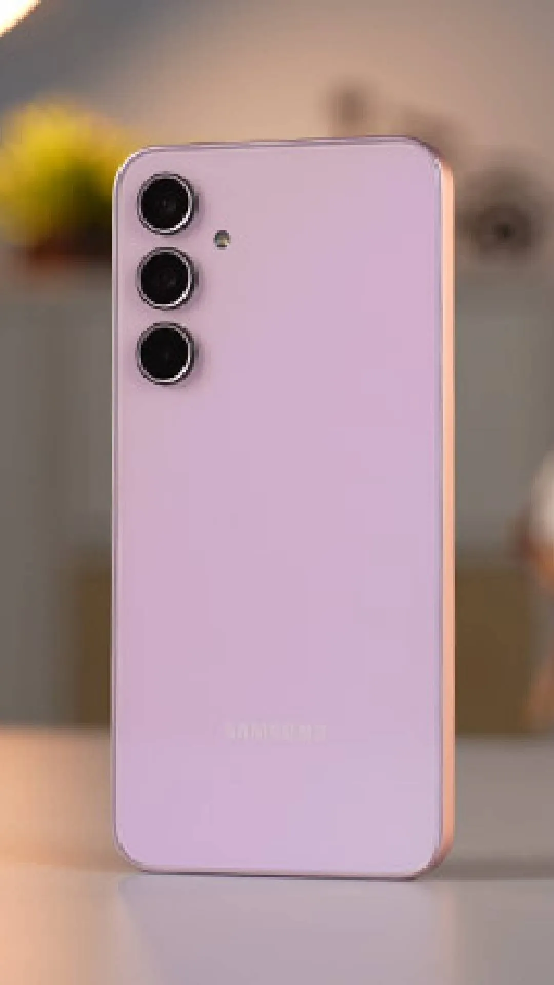 Samsung Galaxy A35 5G gets heavy discount on Amazon, available under Rs 23,000
