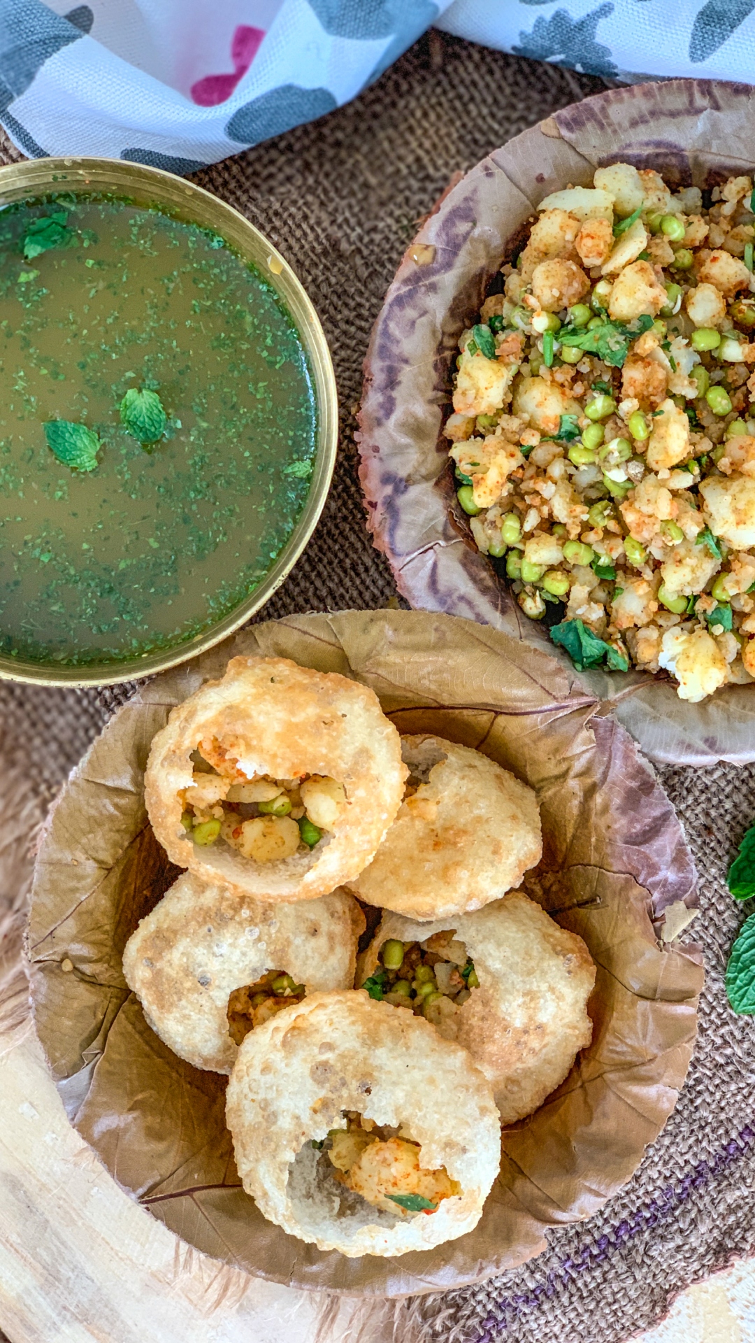 5 easy steps to make Golgappe ka Pani at home 