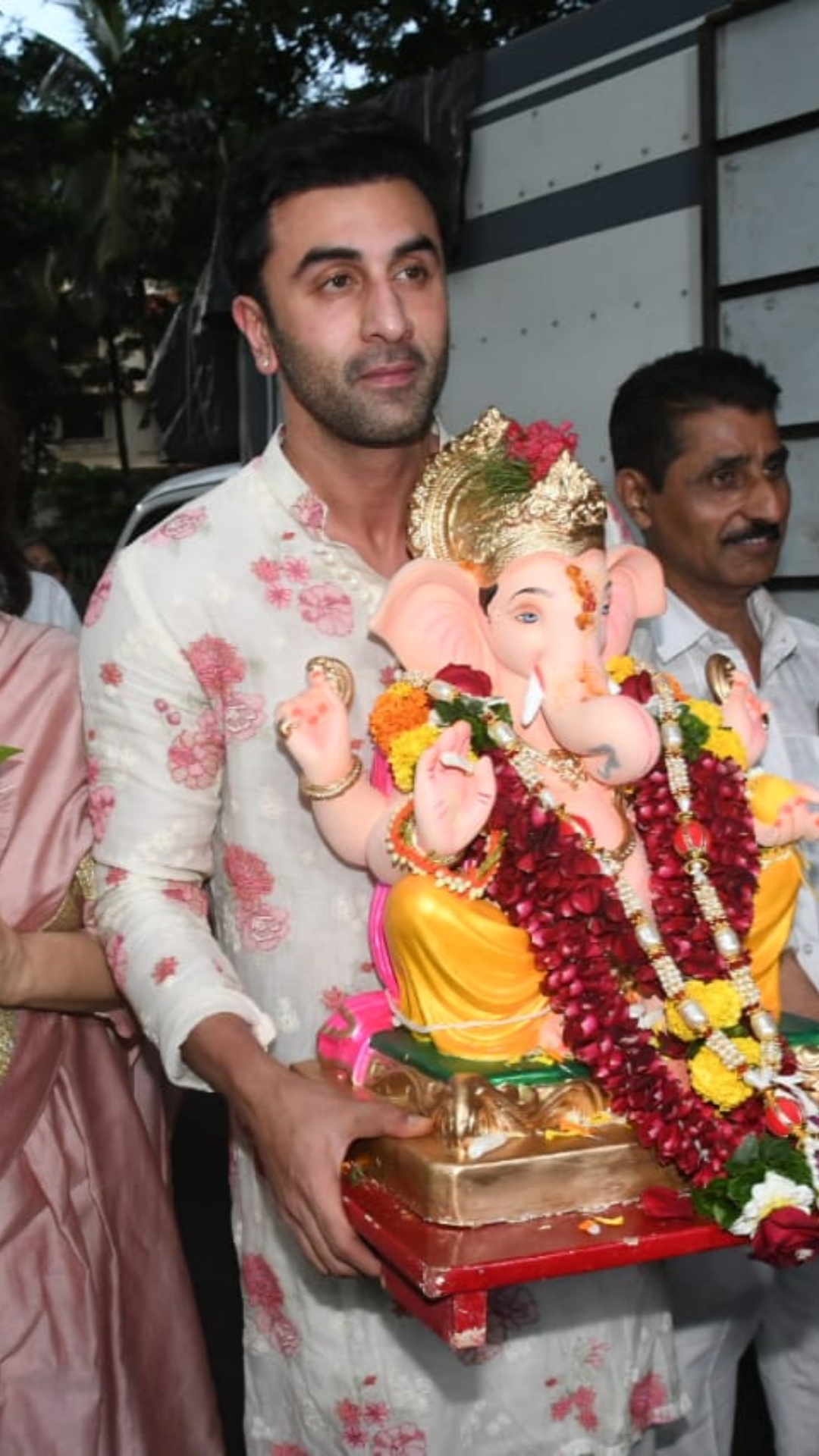 Ganpati Visarjan: Ranbir Kapoor to Sonu Sood, here's how celebrities bid goodbye to bappa