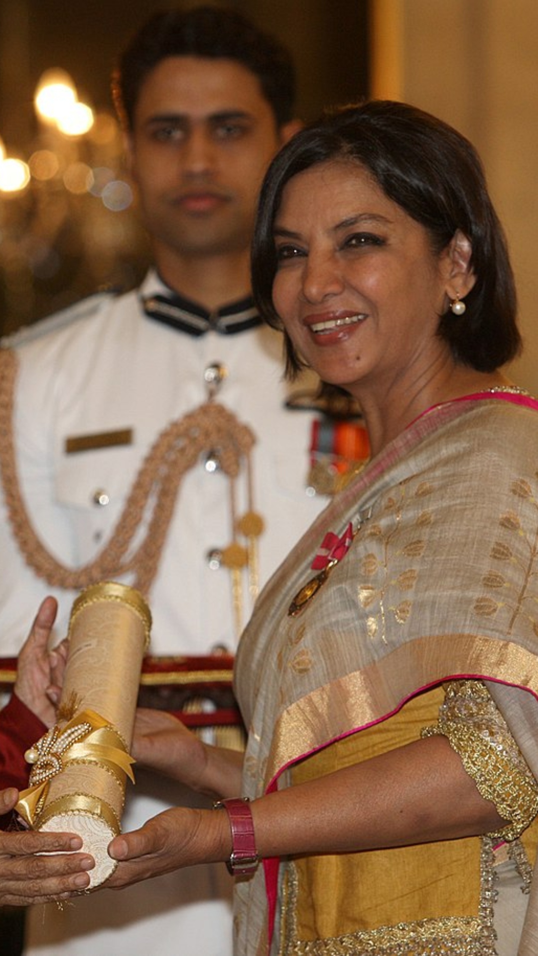 3 consecutive National Awards, 5 in total; a look at Shabana Azmi's filmography | Birthday Special