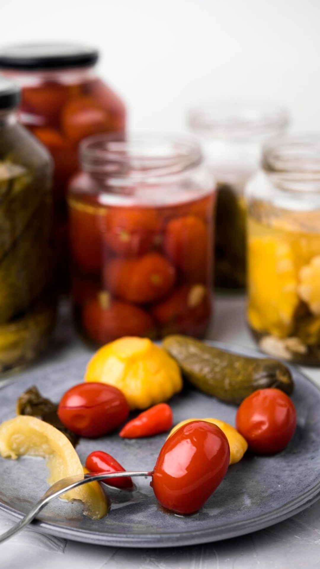 5 easy tips to protect pickles from fungus