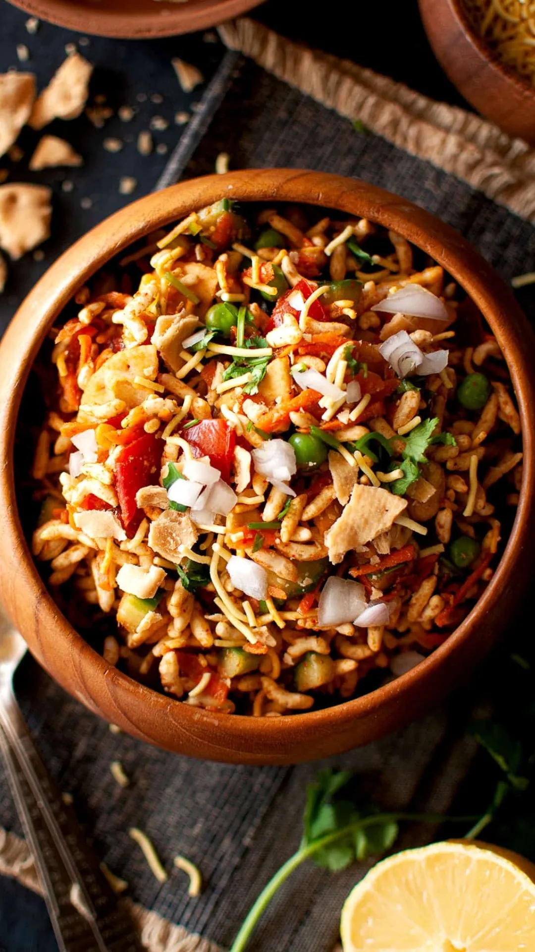 5 easy steps to make perfect street style Bhel Puri at home 