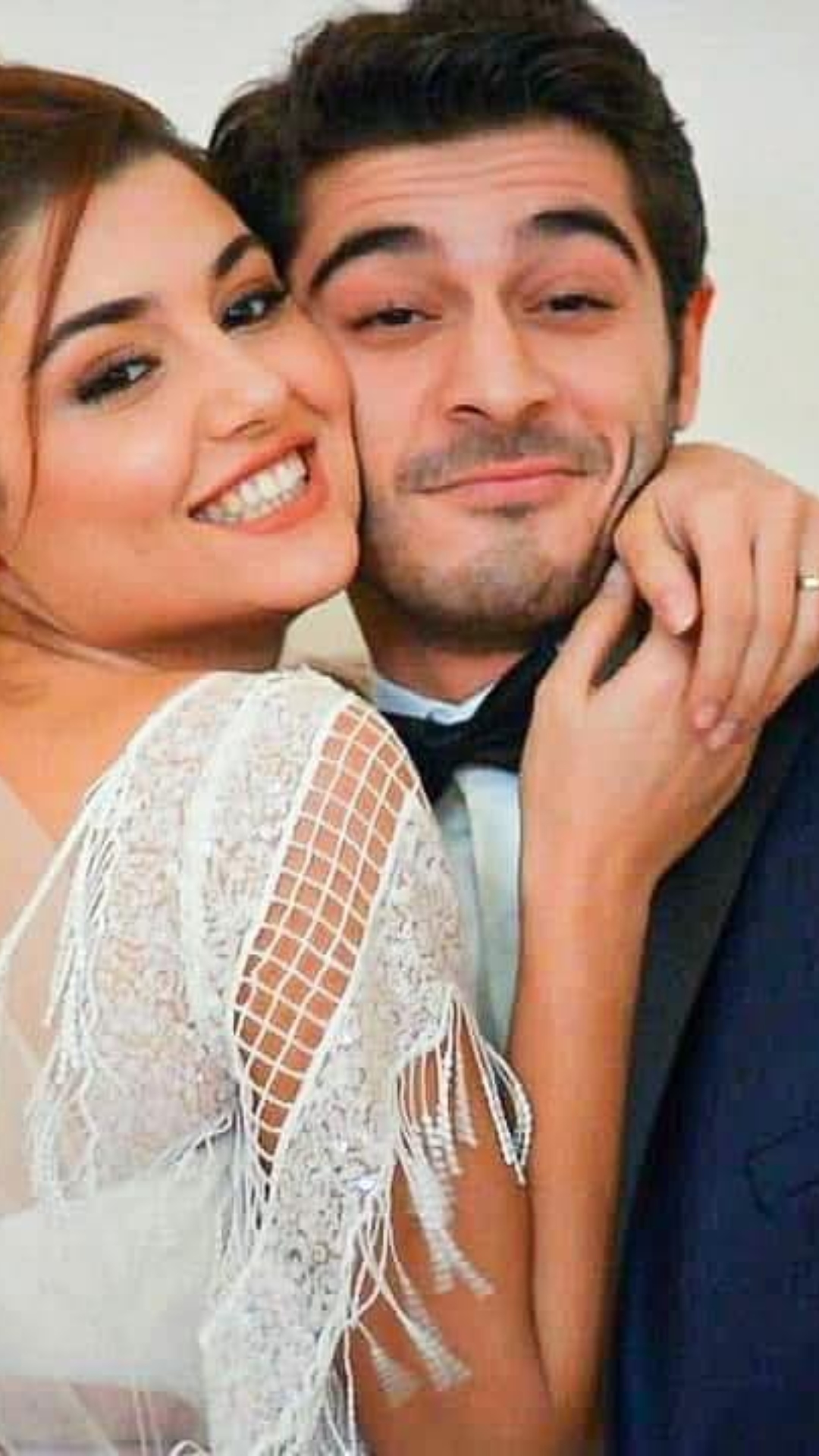 Hande Ercel to Burak Deniz, Turkish actors who enjoy massive fan following in India