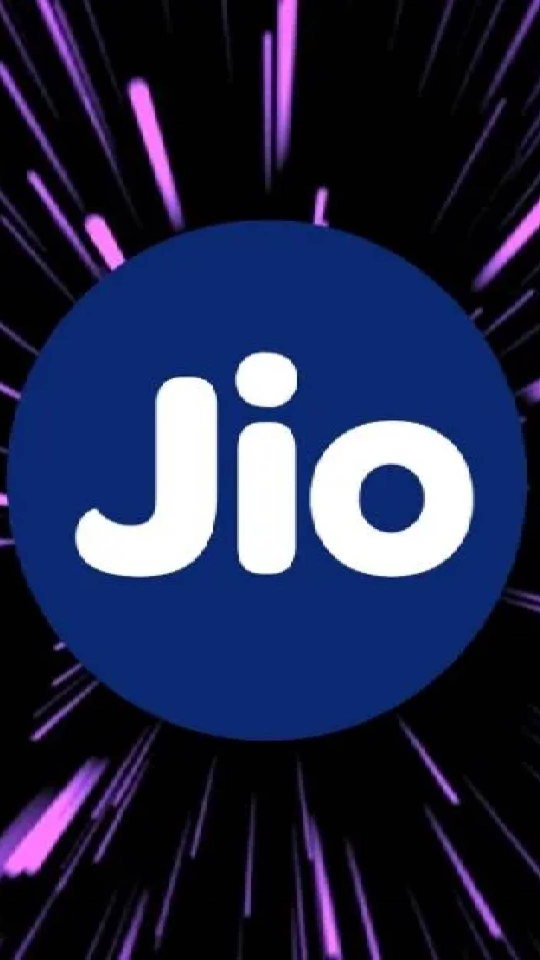 Jio's 3 plans with 2.5GB daily data outsmarts BSNL, Airtel