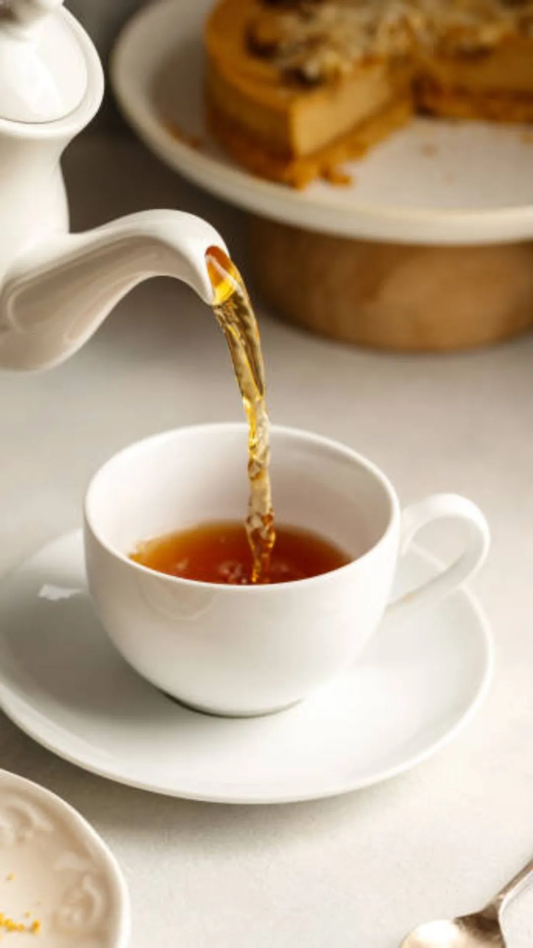 5 foods you should avoid eating with your morning tea