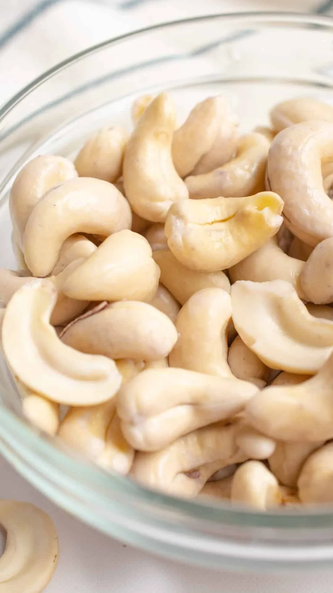 5 benefits of eating cashews daily