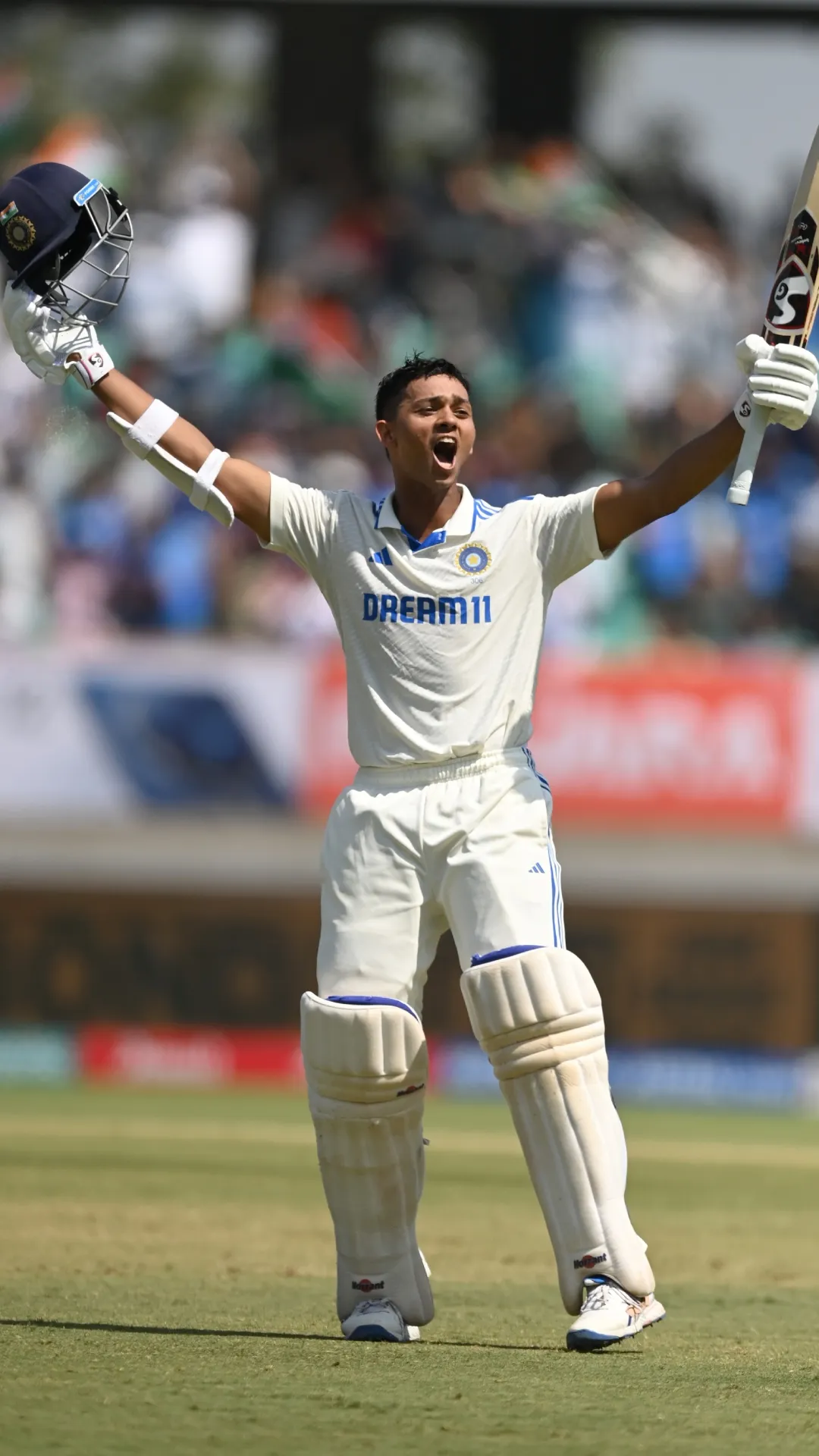 7 Indian players with most runs in a year in Test cricket