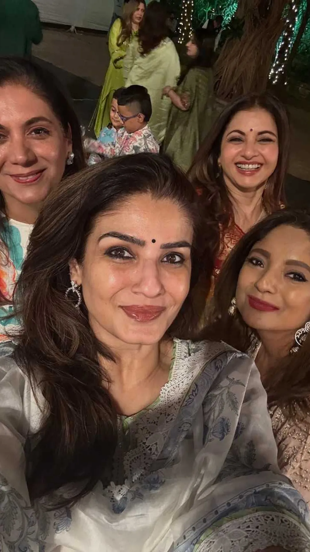 Raveena Tandon's midnight Lohri celebrations with Bhagyashree | See pics
