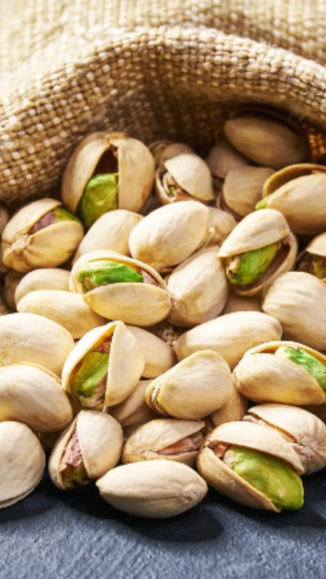 5 side effects of eating too many pistachios