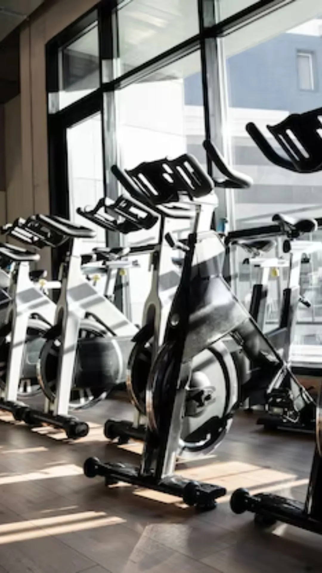 What is the full form of gym?