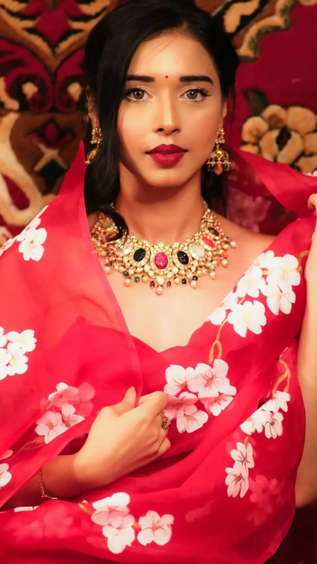 BB19&rsquo;s Tanya Mittal stuns in sarees: Looks you just can&rsquo;t miss