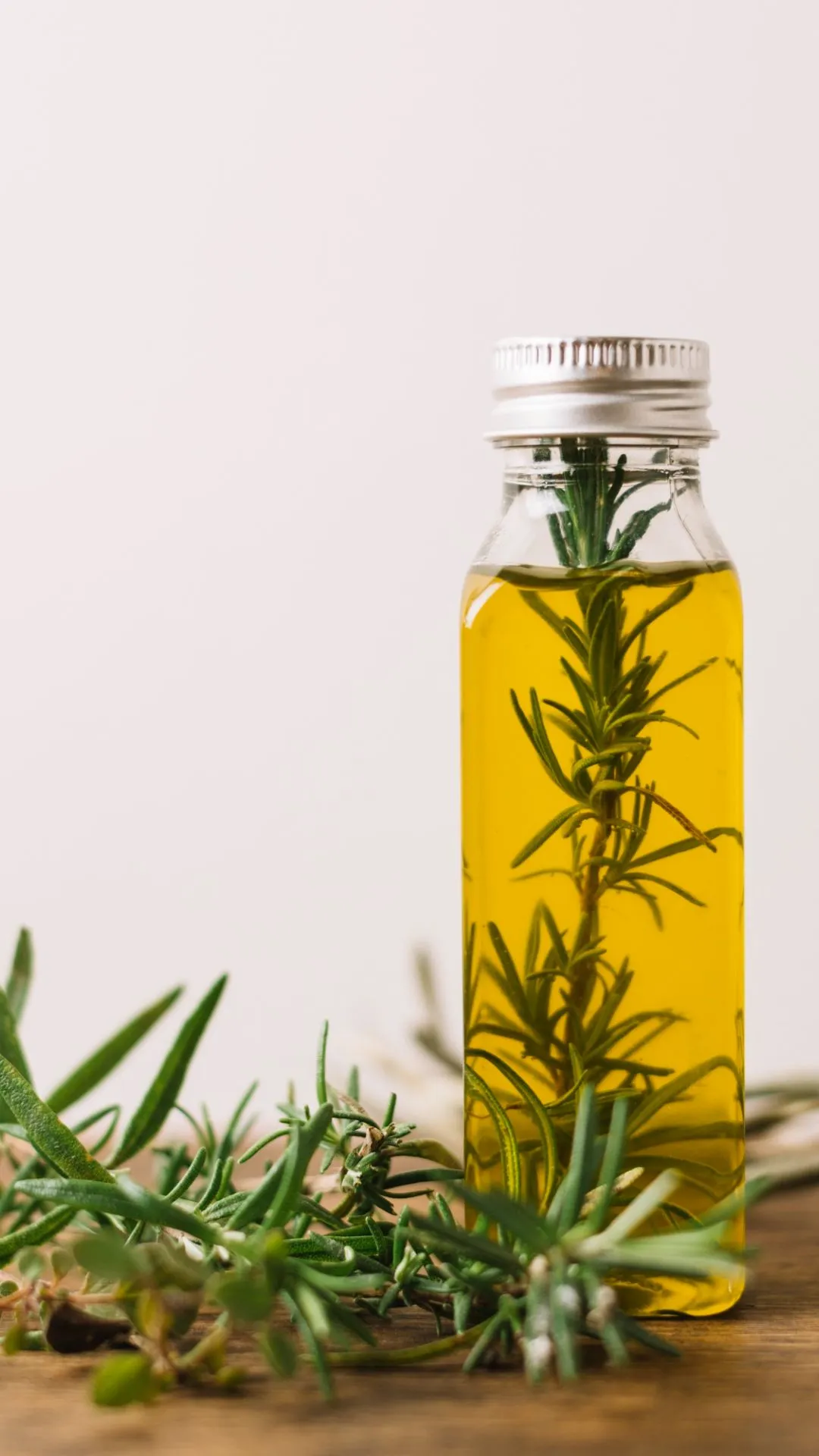 7 reasons why rosemary is beneficial for your hair