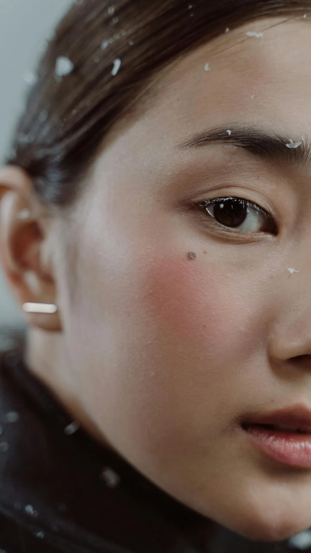 Why does your skin barrier break faster in winter
