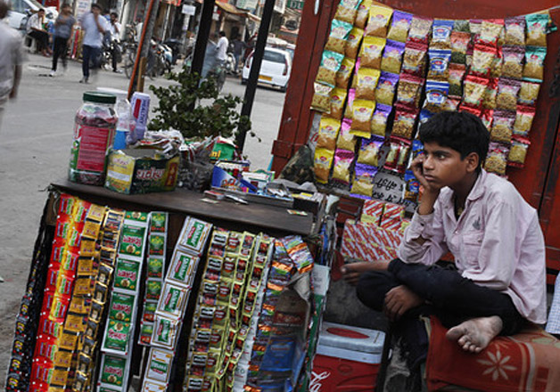 Delhi govt bans sale of all forms of chewable tobacco for 1 year | India  News – India TV