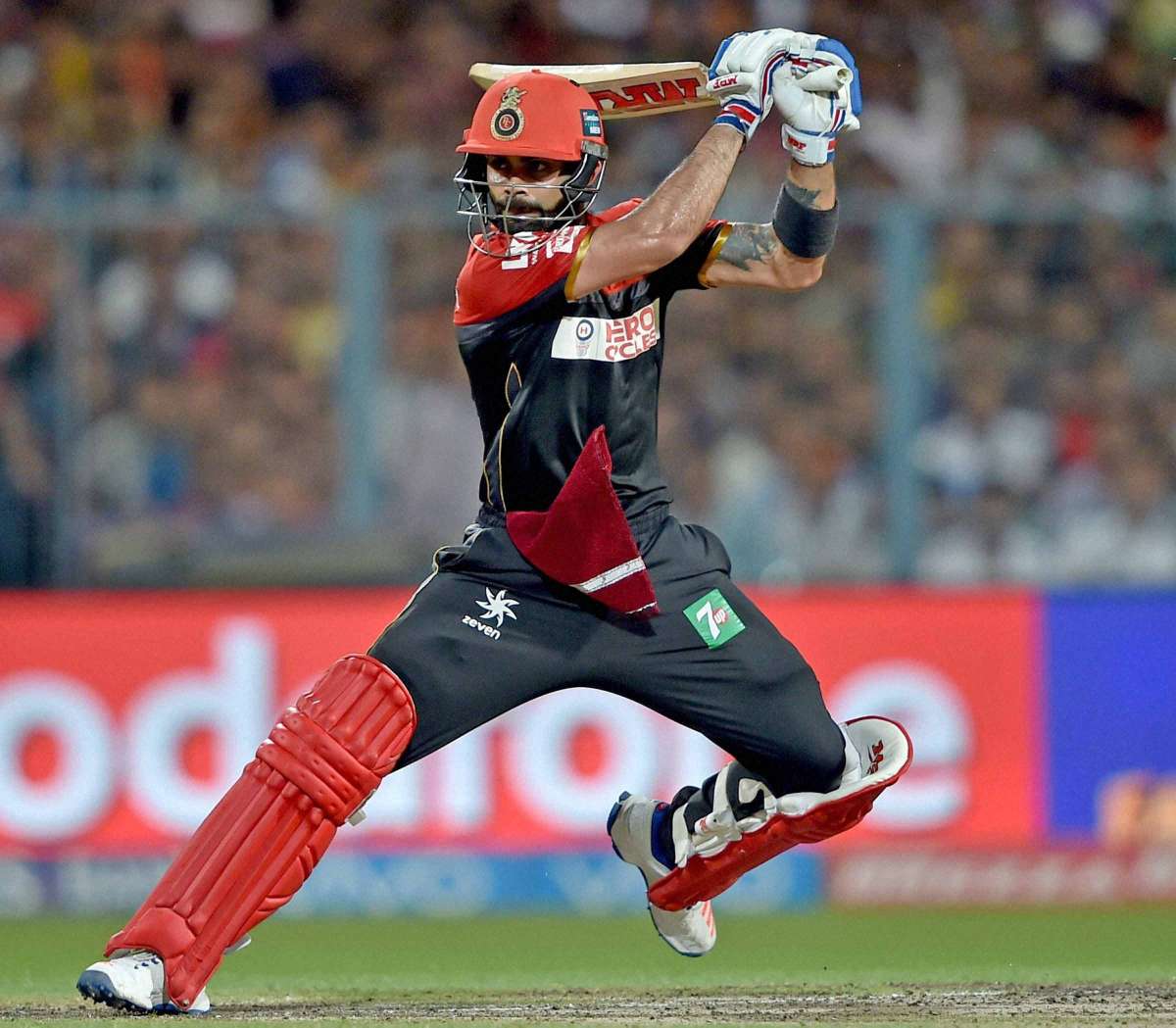 Virat Kohli is on a roll: 5 records he has broken in IPL 2016 so far ...