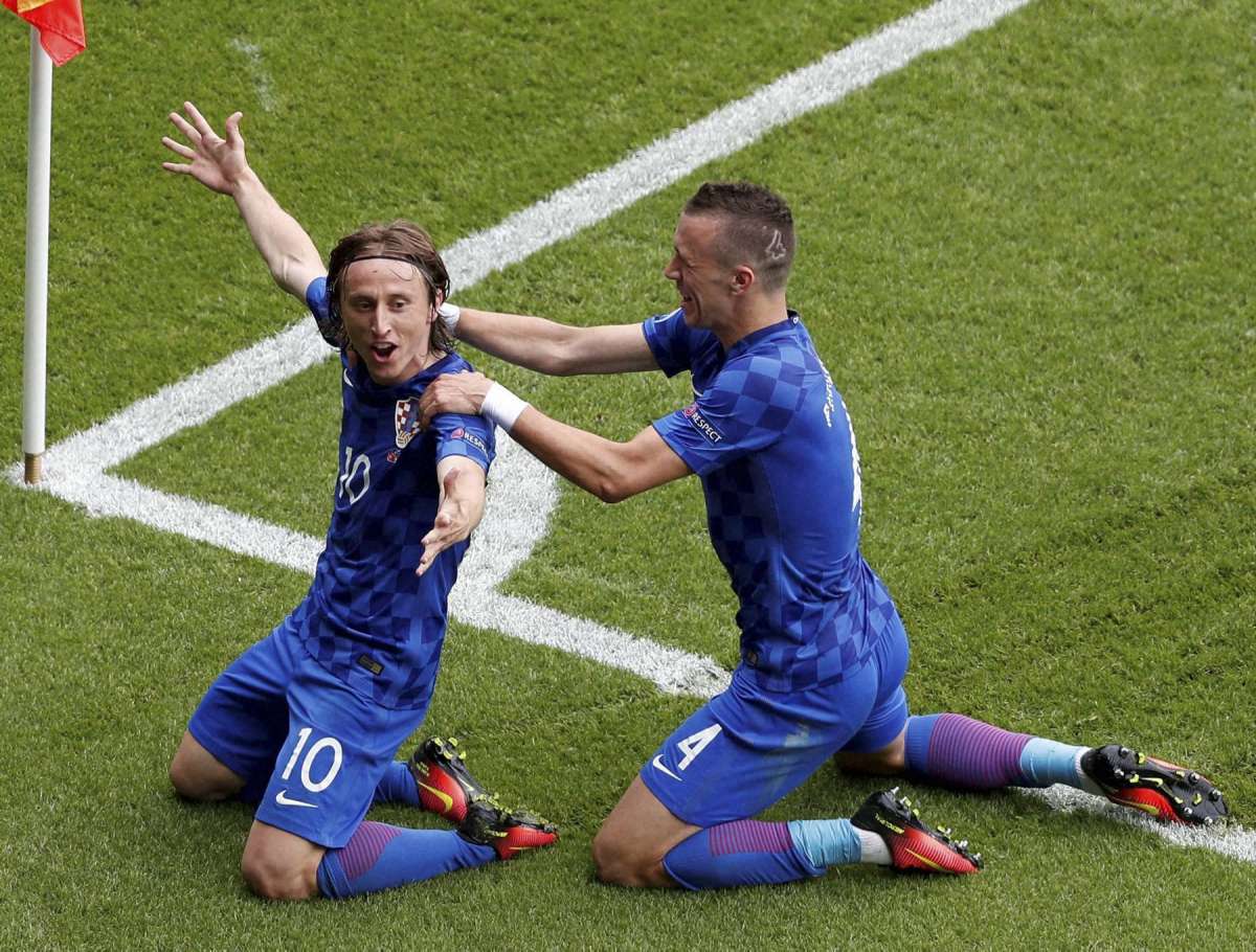 Euro 2016: Luka Modric moment of class lifts Croatia to 1-0 win over Turkey