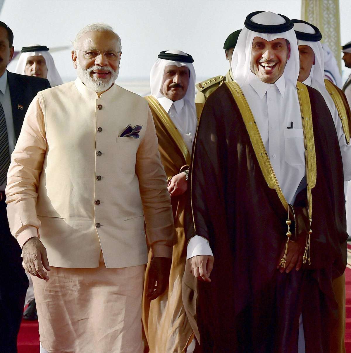 Modi In Qatar Pm Meets His Counterpart Promises Indian Workers To Take Up Their Problems